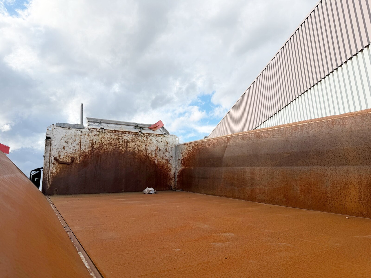 MAN TGS 26.540 6x4 BL TGS 26.540 6x4 BL, Intarder, Bordmatik - Istovarivač: slika 2 MAN TGS 26.540 6x4 BL TGS 26.540 6x4 BL, Intarder, Bordmatik - Istovarivač: slika 2