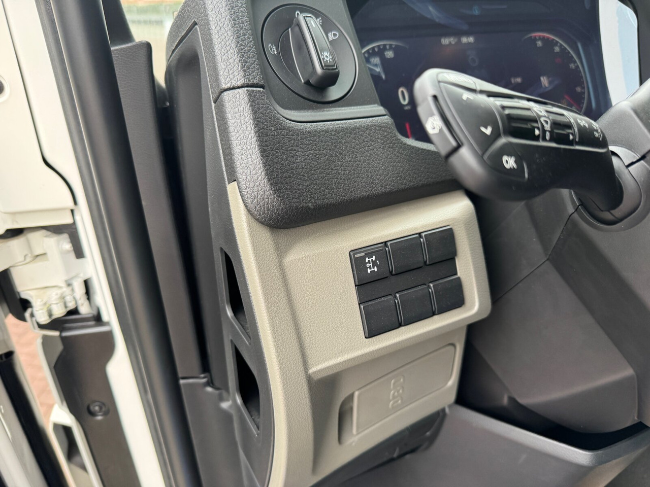 MAN TGS 33.440 6x4 BB TGS 33.440 6x4 BB, Bordmatik, mehrfach vorhanden! - Istovarivač: slika 3 MAN TGS 33.440 6x4 BB TGS 33.440 6x4 BB, Bordmatik, mehrfach vorhanden! - Istovarivač: slika 3