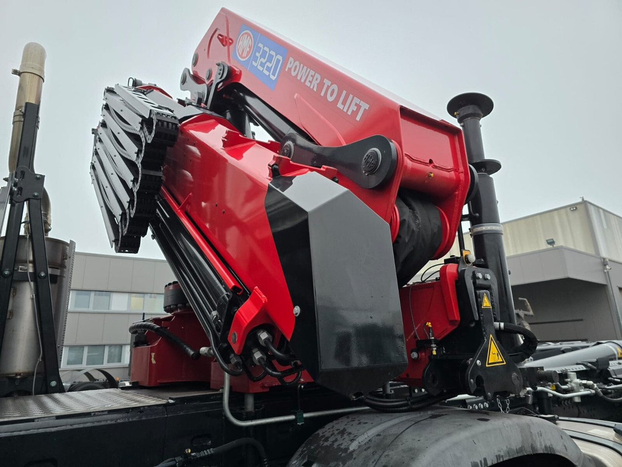 MAN TGS 35.480 8X4 BL TGS 35.480 8X4 BL, Intarder, Kran HMF 3220-K6, 4-fach Abstützung, Funk - Kamion sa hidrauličnom kukom, Kamion sa dizalicom: slika 5 MAN TGS 35.480 8X4 BL TGS 35.480 8X4 BL, Intarder, Kran HMF 3220-K6, 4-fach Abstützung, Funk - Kamion sa hidrauličnom kukom, Kamion sa dizalicom: slika 5