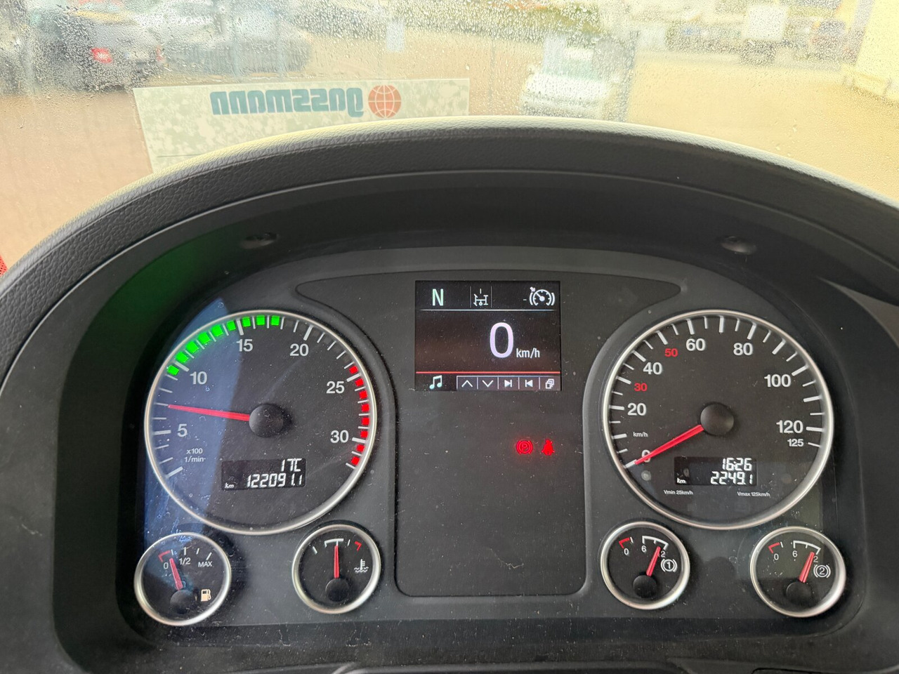 MAN TGS 35.500 8x4 BB TGS 35.500 8x4 BB, Pritarder, Meiller RK 30.65 - Kamion sa hidrauličnom kukom: slika 3 MAN TGS 35.500 8x4 BB TGS 35.500 8x4 BB, Pritarder, Meiller RK 30.65 - Kamion sa hidrauličnom kukom: slika 3