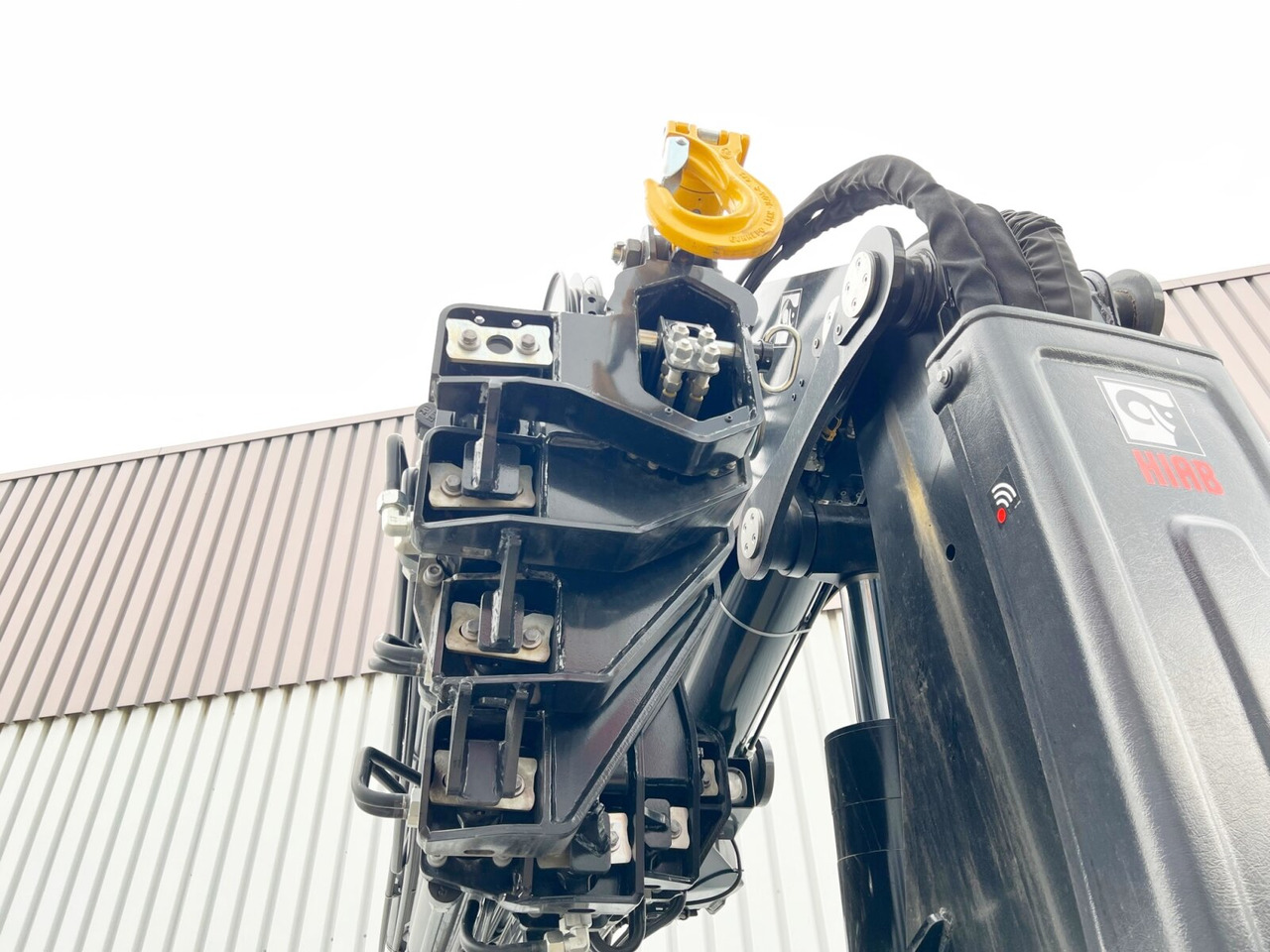 MAN TGX 26.510 6x2-4 LL CH TGX 26.510 6x2-4 LL, Kran Hiab X-HiPro 548 E-8, Lenk-/Liftachse, TwistLock 20Fuß, Funk, Retarder - Kamion sa dizalicom, Kamion sa tovarnim sandukom: slika 5 MAN TGX 26.510 6x2-4 LL CH TGX 26.510 6x2-4 LL, Kran Hiab X-HiPro 548 E-8, Lenk-/Liftachse, TwistLock 20Fuß, Funk, Retarder - Kamion sa dizalicom, Kamion sa tovarnim sandukom: slika 5