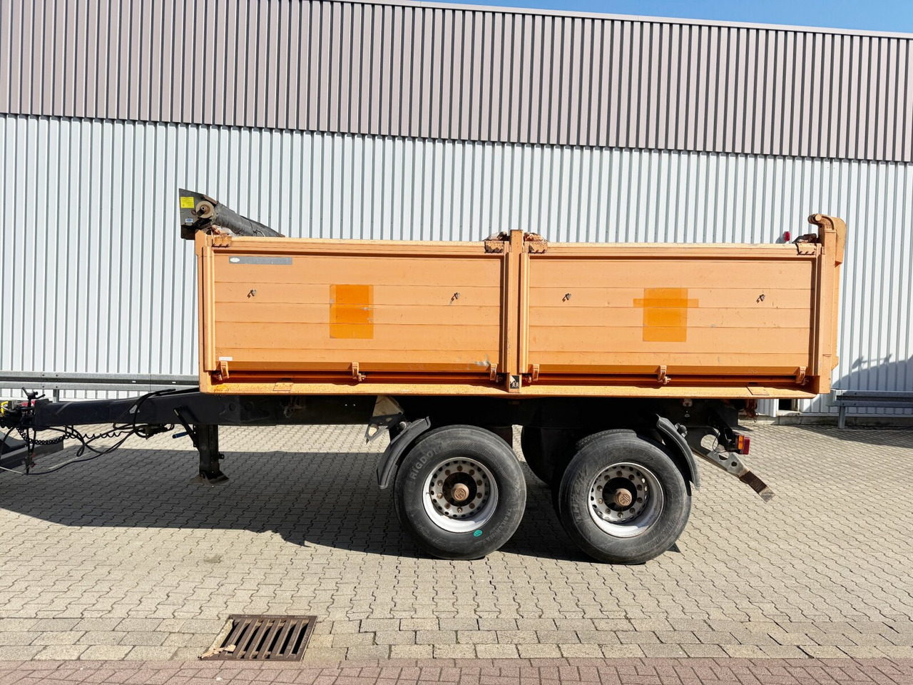 Meiller Meiller MZDA 18/2 Meiller MZDA 18/2, geteilte Alu-Bordwände, ca. 11m³ - Prikolica istovarivača: slika 4 Meiller Meiller MZDA 18/2 Meiller MZDA 18/2, geteilte Alu-Bordwände, ca. 11m³ - Prikolica istovarivača: slika 4
