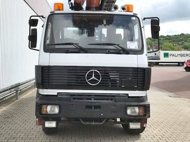 Mercedes-Benz 2638 K 6x4 2638 K 6x4 - Kamion sa golom šasijom i zatvorenom kabinom: slika 5 Mercedes-Benz 2638 K 6x4 2638 K 6x4 - Kamion sa golom šasijom i zatvorenom kabinom: slika 5