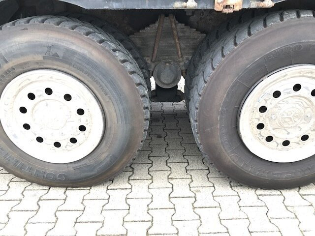 Mercedes-Benz 2638 K 6x4 2638 K 6x4 - Kamion sa golom šasijom i zatvorenom kabinom: slika 3 Mercedes-Benz 2638 K 6x4 2638 K 6x4 - Kamion sa golom šasijom i zatvorenom kabinom: slika 3