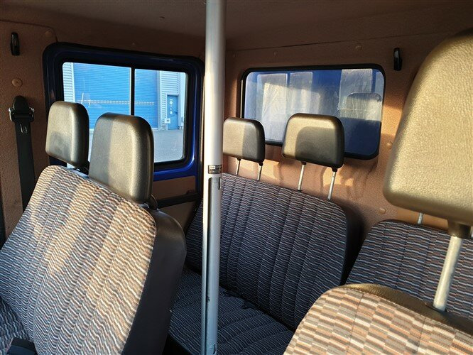 Mercedes-Benz 508 D 4x2 Doka 508 D 4x2 Doka, EX-THW - Kamion sa ceradom: slika 4 Mercedes-Benz 508 D 4x2 Doka 508 D 4x2 Doka, EX-THW - Kamion sa ceradom: slika 4