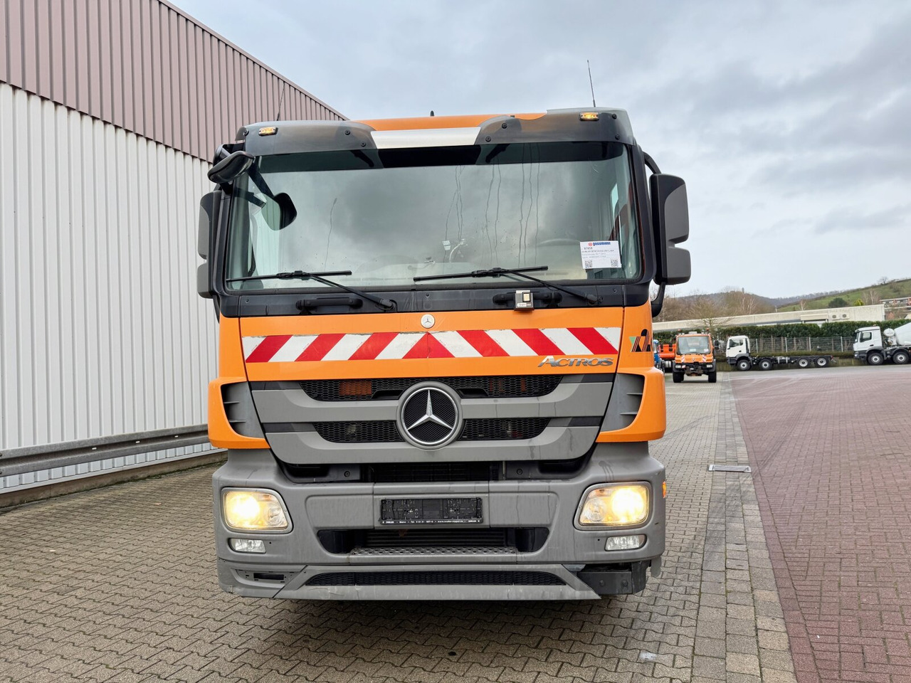 Mercedes-Benz Actros 2641/48 L 6x4 Actros 2641/48 L 6x4 - Kamion sa golom šasijom i zatvorenom kabinom: slika 3 Mercedes-Benz Actros 2641/48 L 6x4 Actros 2641/48 L 6x4 - Kamion sa golom šasijom i zatvorenom kabinom: slika 3