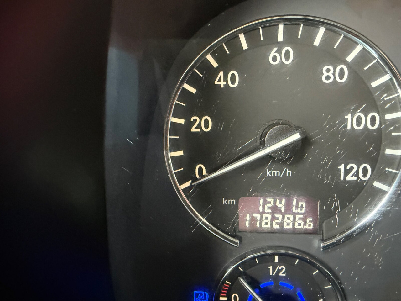 Mercedes-Benz Actros 2641 6x4 Actros 2641 6x4 - Kamion sa hidrauličnom kukom: slika 2 Mercedes-Benz Actros 2641 6x4 Actros 2641 6x4 - Kamion sa hidrauličnom kukom: slika 2