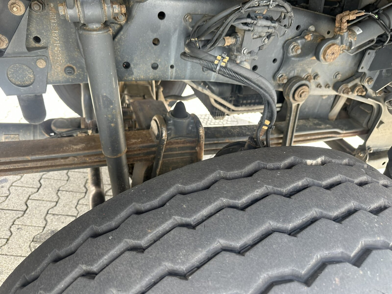 Mercedes-Benz Actros 3348 AK 6x6 Actros 3348 AK 6x6, Bordmatik links - Istovarivač: slika 3 Mercedes-Benz Actros 3348 AK 6x6 Actros 3348 AK 6x6, Bordmatik links - Istovarivač: slika 3