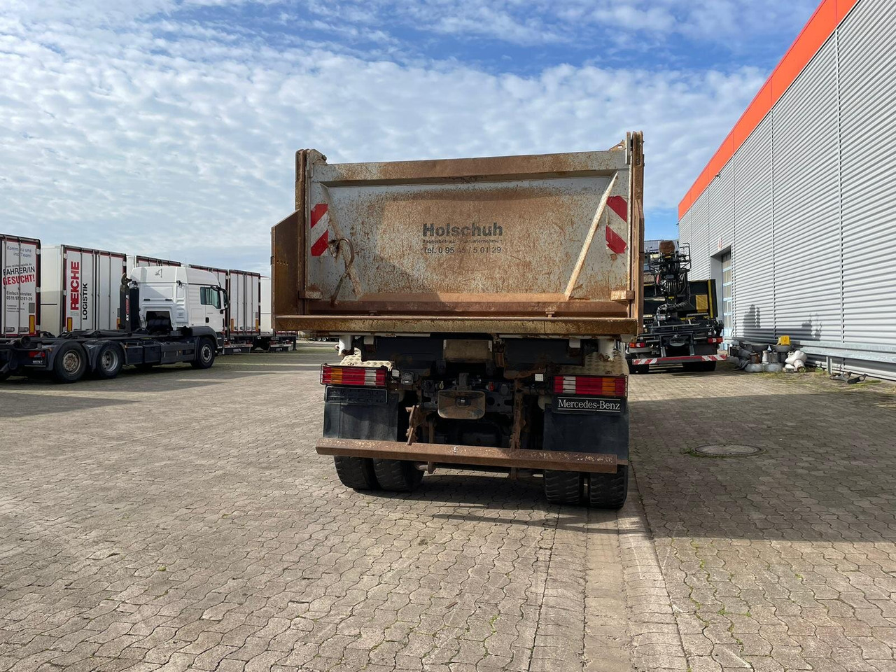 Mercedes-Benz Actros MP III 3544/8x4/4 Actros MP III 3544/8x4/4, 3 Pedale - Istovarivač: slika 3 Mercedes-Benz Actros MP III 3544/8x4/4 Actros MP III 3544/8x4/4, 3 Pedale - Istovarivač: slika 3