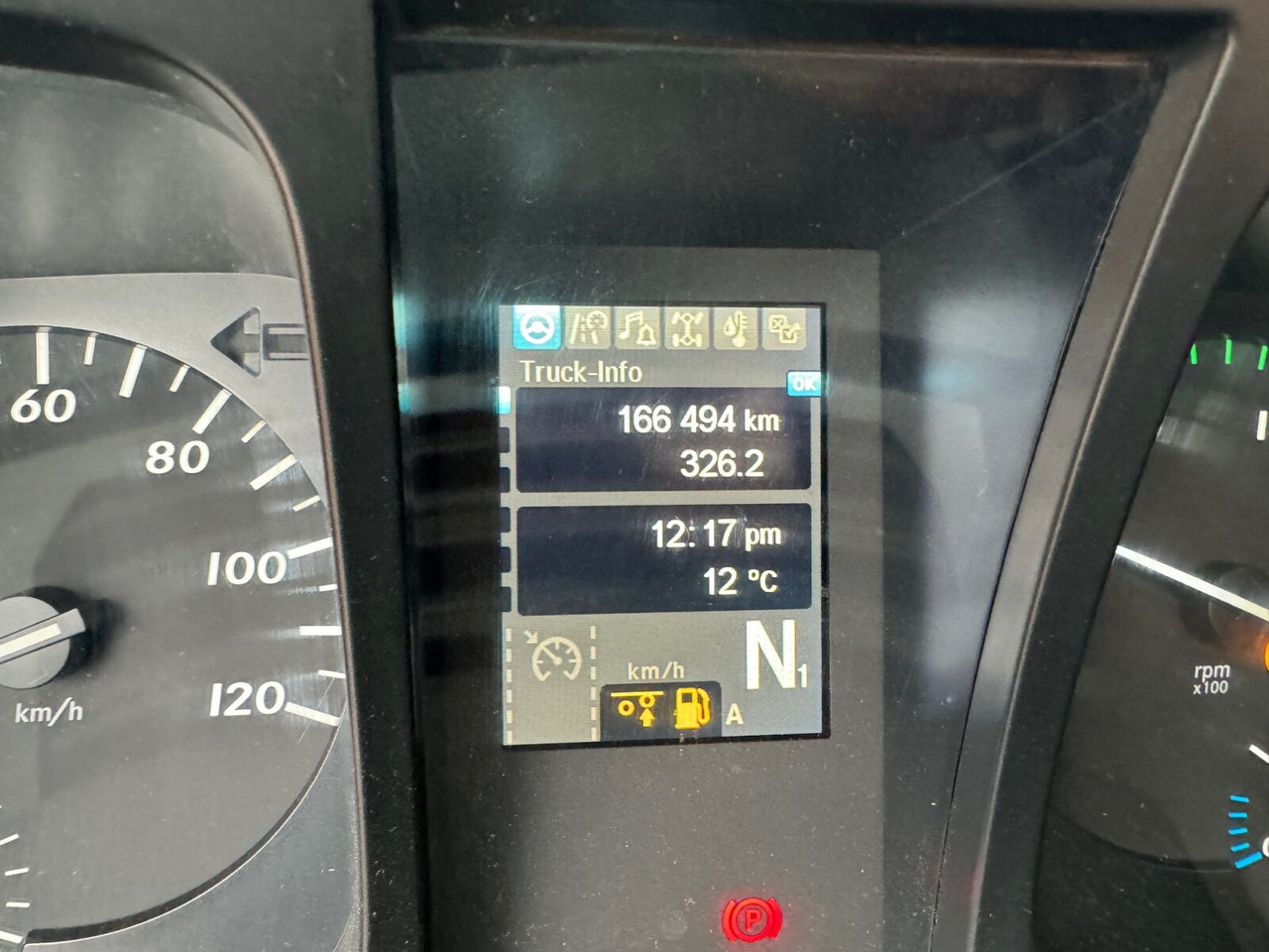 Mercedes-Benz Antos 2536 L 6x2 Antos 2536 L 6x2, Liftachse, Hiab XR 21S61 bis 7 m Container - Kamion sa hidrauličnom kukom: slika 5 Mercedes-Benz Antos 2536 L 6x2 Antos 2536 L 6x2, Liftachse, Hiab XR 21S61 bis 7 m Container - Kamion sa hidrauličnom kukom: slika 5