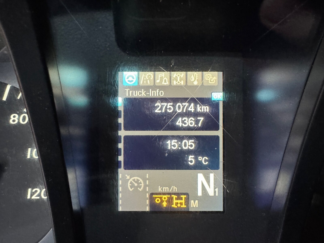 Mercedes-Benz Antos 2540 L 6x2 Antos 2540 L 6x2, Lenkachse, HMF 2110-L3 Heckkran - Kamion sa dizalicom, Kamion sa tovarnim sandukom: slika 5 Mercedes-Benz Antos 2540 L 6x2 Antos 2540 L 6x2, Lenkachse, HMF 2110-L3 Heckkran - Kamion sa dizalicom, Kamion sa tovarnim sandukom: slika 5