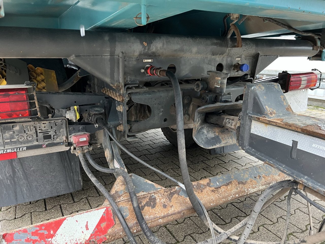 Mercedes-Benz Arocs 1846 LK 4x4 HAD Arocs 1846 LK 4x4 HAD, HydroDrive, Retarder, Alu-Bordwände, ca. 10m³ - Istovarivač: slika 5 Mercedes-Benz Arocs 1846 LK 4x4 HAD Arocs 1846 LK 4x4 HAD, HydroDrive, Retarder, Alu-Bordwände, ca. 10m³ - Istovarivač: slika 5