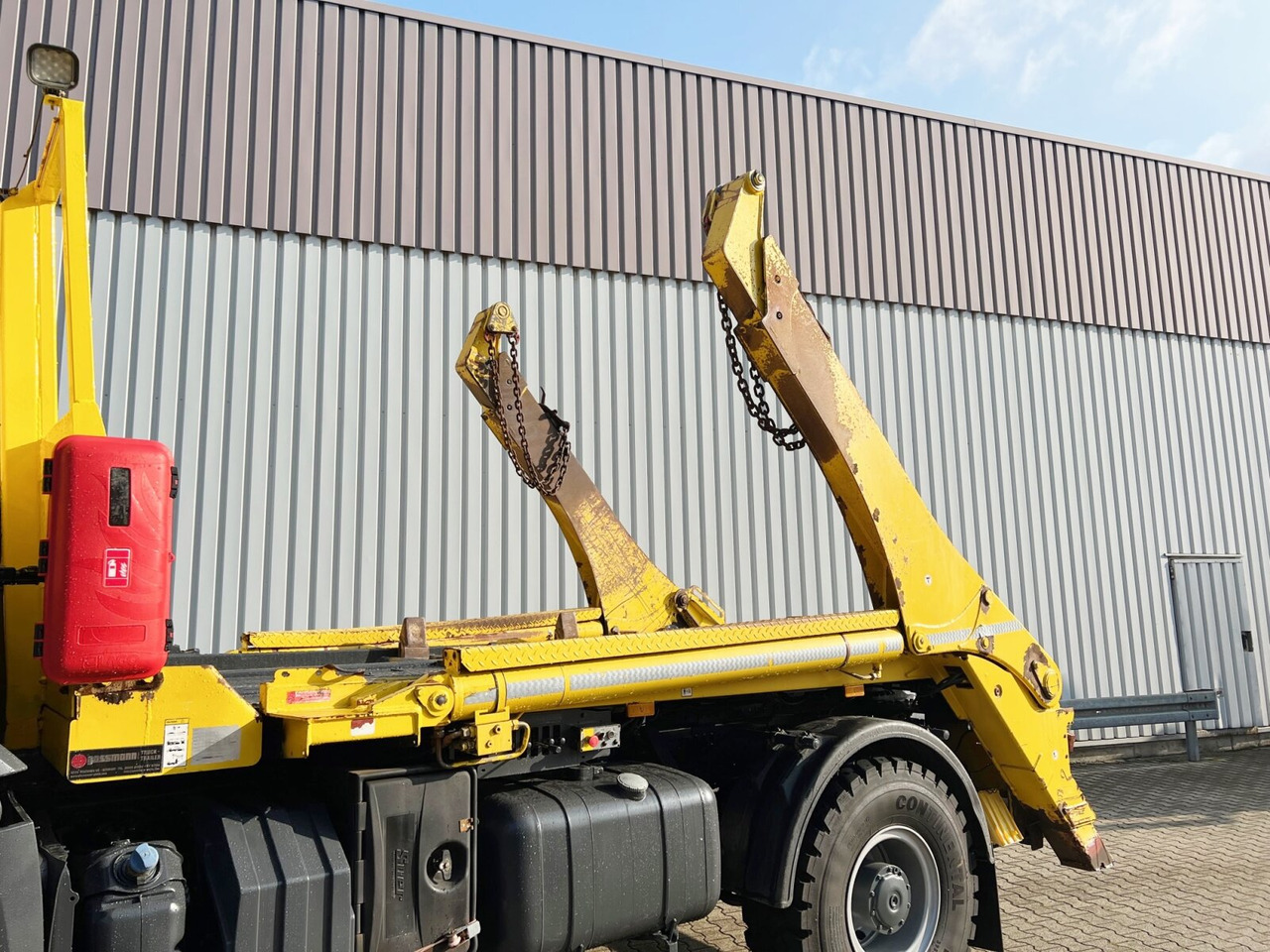 Kamion za utovaranje kontejnera Mercedes-Benz Arocs 2045 AK 4x4 Arocs 2045 AK 4x4, GROUNDER, Funk: slika 14 Kamion za utovaranje kontejnera Mercedes-Benz Arocs 2045 AK 4x4 Arocs 2045 AK 4x4, GROUNDER, Funk: slika 14