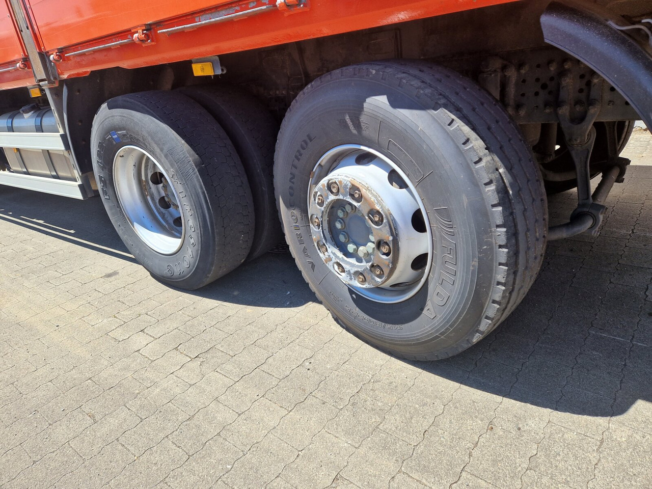 Mercedes-Benz Arocs 2545 L/6x2/4 Arocs 2545 L/6x2/4, Atlas Kran, 145.2-A19 VB, 9,4m-1.51 to, Lenkachse, entlastbar, Retarder, Klima, - Kamion sa dizalicom, Kamion sa tovarnim sandukom: slika 4 Mercedes-Benz Arocs 2545 L/6x2/4 Arocs 2545 L/6x2/4, Atlas Kran, 145.2-A19 VB, 9,4m-1.51 to, Lenkachse, entlastbar, Retarder, Klima, - Kamion sa dizalicom, Kamion sa tovarnim sandukom: slika 4