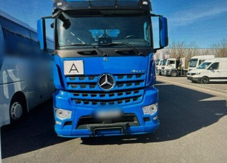 Mercedes-Benz Arocs 2553 L 6x2 Arocs 2553 L 6x2, Lenk-/Liftachse, Navi - Kamion sa hidrauličnom kukom: slika 2 Mercedes-Benz Arocs 2553 L 6x2 Arocs 2553 L 6x2, Lenk-/Liftachse, Navi - Kamion sa hidrauličnom kukom: slika 2