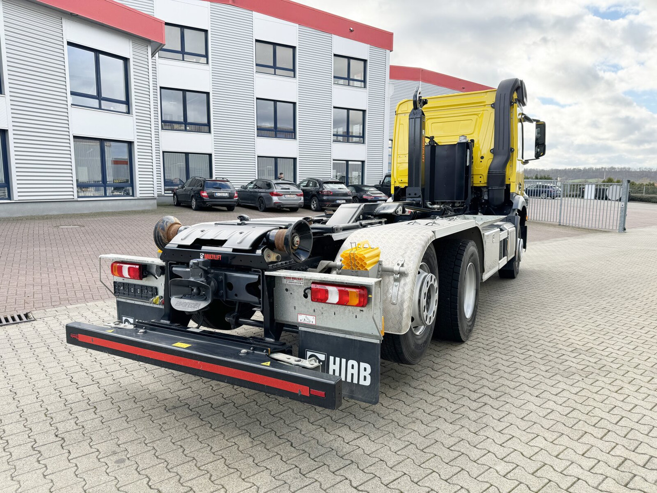 Kamion sa hidrauličnom kukom novi Mercedes-Benz Arocs 2642 L 6x2 Arocs 2642 L 6x2/42, Liftachse, Hiab 21S56 bis 6.5m Container: slika 8