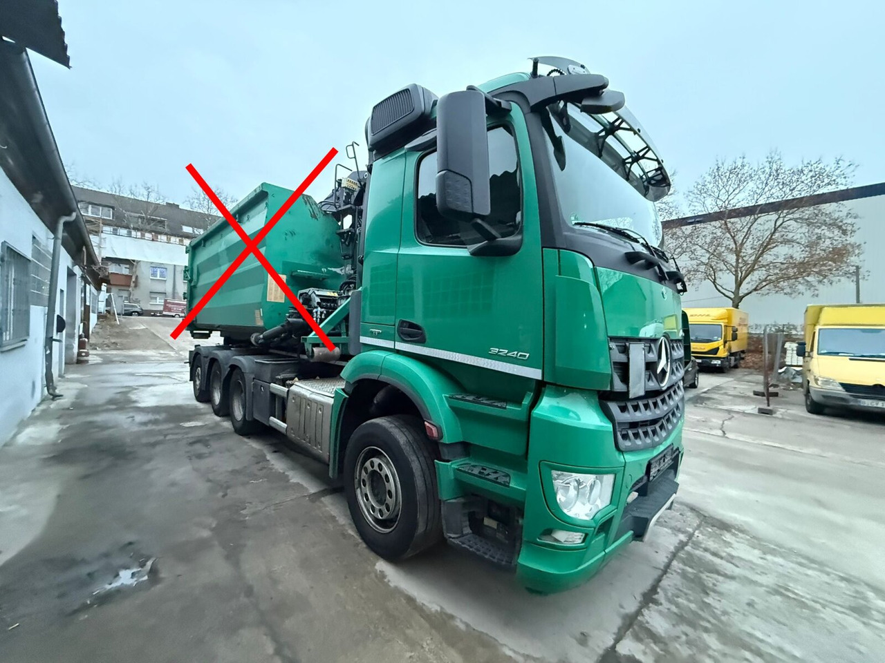 Mercedes-Benz Arocs 3240 L 8x4 ENA Arocs 3240 L 8x4 ENA, Lenk-/Liftachse, Navi, Hiab Abrollkipper - Kamion sa hidrauličnom kukom: slika 1 Mercedes-Benz Arocs 3240 L 8x4 ENA Arocs 3240 L 8x4 ENA, Lenk-/Liftachse, Navi, Hiab Abrollkipper - Kamion sa hidrauličnom kukom: slika 1
