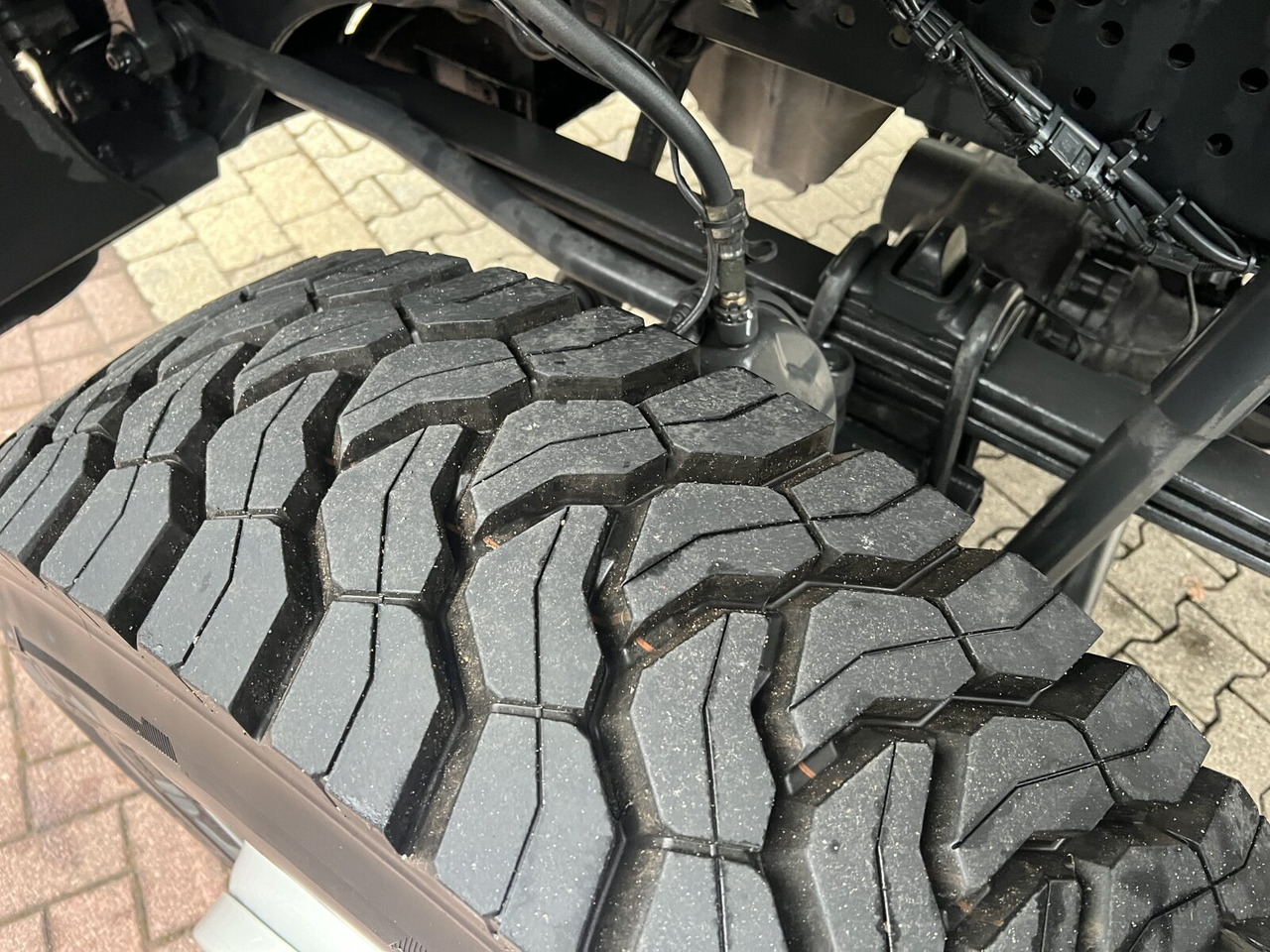 Mercedes-Benz Arocs 3340/46 A 6x6 Arocs 3340/46 A 6x6/39, Grounder - Kamion sa hidrauličnom kukom: slika 4 Mercedes-Benz Arocs 3340/46 A 6x6 Arocs 3340/46 A 6x6/39, Grounder - Kamion sa hidrauličnom kukom: slika 4