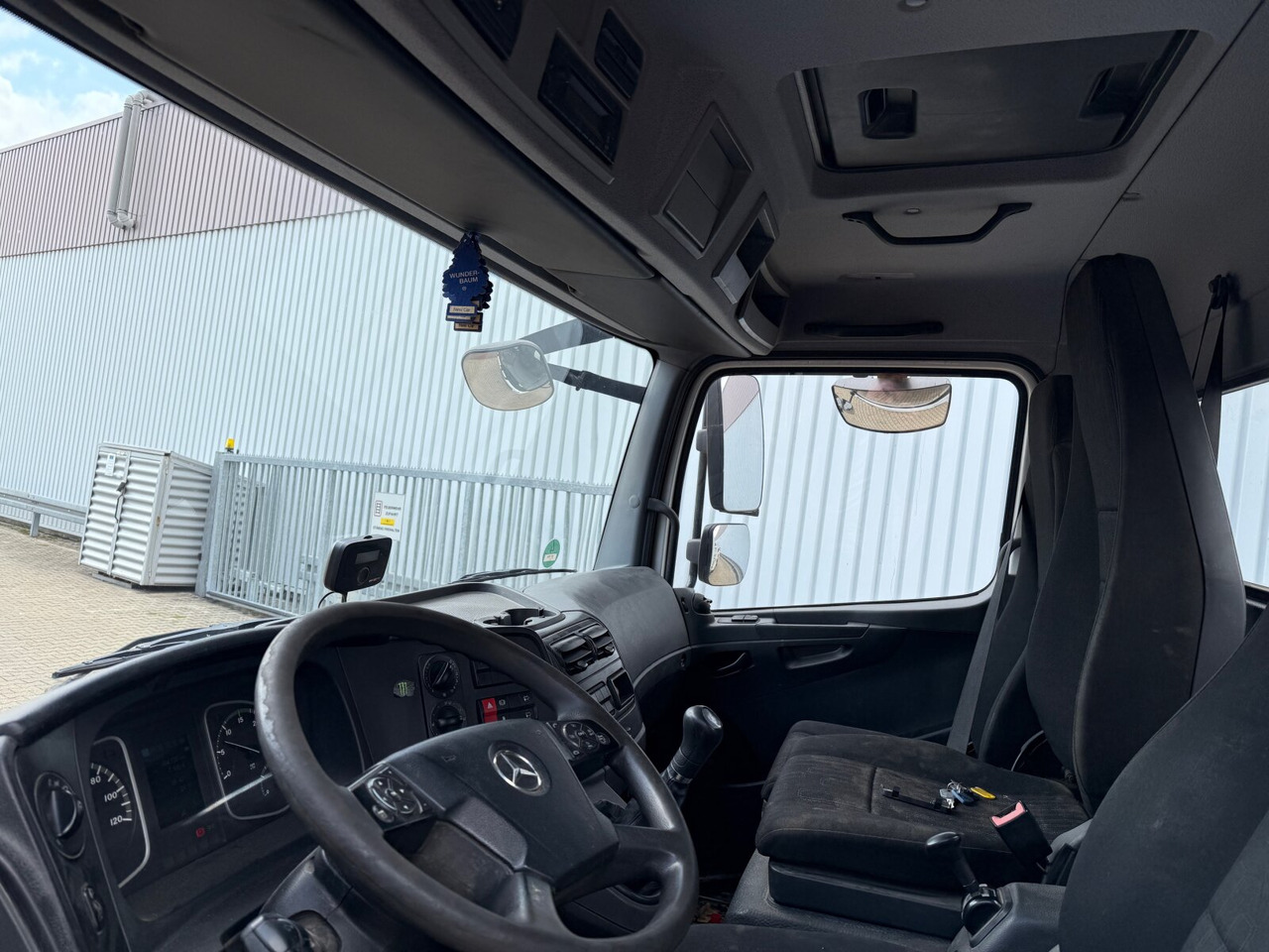 Mercedes-Benz Atego 1223 K 4x2 Atego 1223 K 4x2, 2x AHK - Istovarivač: slika 3 Mercedes-Benz Atego 1223 K 4x2 Atego 1223 K 4x2, 2x AHK - Istovarivač: slika 3