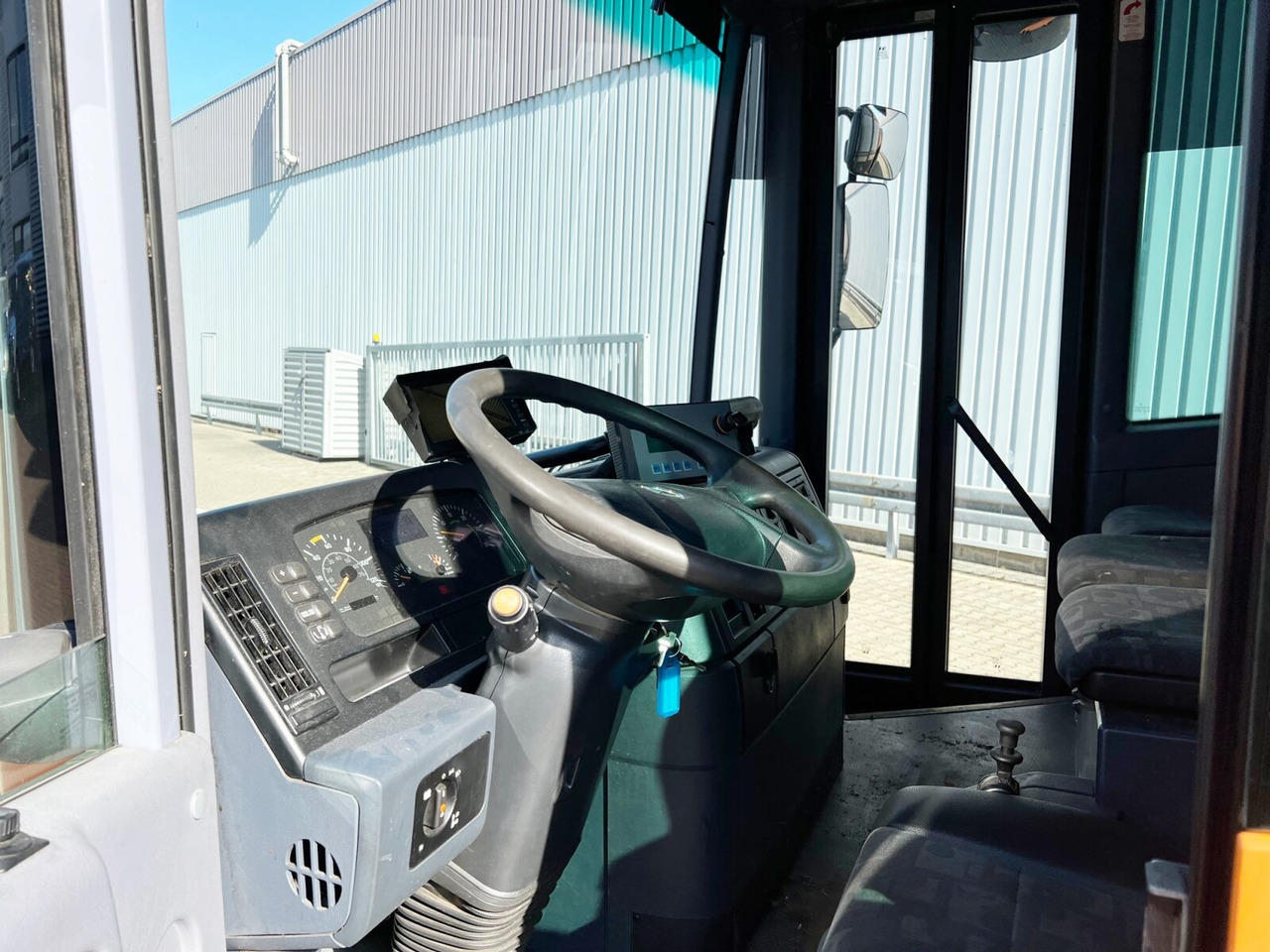 Kamion za smeće za prevoz smeća Mercedes-Benz Econic 2629 L/NLA 6x2/4 Econic 2629 L/NLA 6x2/4, EEV, Lenkachse, FAUN Rotopress 519L, Zöller-Schüttung: slika 15 Kamion za smeće za prevoz smeća Mercedes-Benz Econic 2629 L/NLA 6x2/4 Econic 2629 L/NLA 6x2/4, EEV, Lenkachse, FAUN Rotopress 519L, Zöller-Schüttung: slika 15