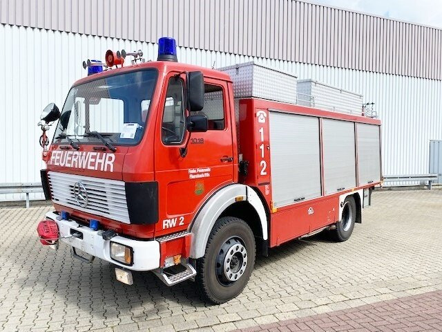Mercedes-Benz NG 1019 AF 4x4 NG 1019 AF 4x4, Rüstwagen RW-2, Seilwinde - Vatrogasni kamion: slika 1 Mercedes-Benz NG 1019 AF 4x4 NG 1019 AF 4x4, Rüstwagen RW-2, Seilwinde - Vatrogasni kamion: slika 1