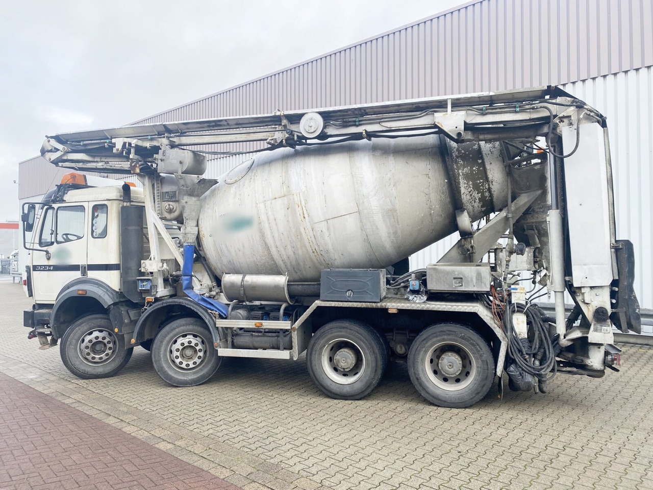 Mikser za beton Mercedes-Benz SK II 3234 B 8x4/4 SK II 3234 B 8x4/4, LT Betonmischer, Förderband, Funk, 9cbm: slika 14
