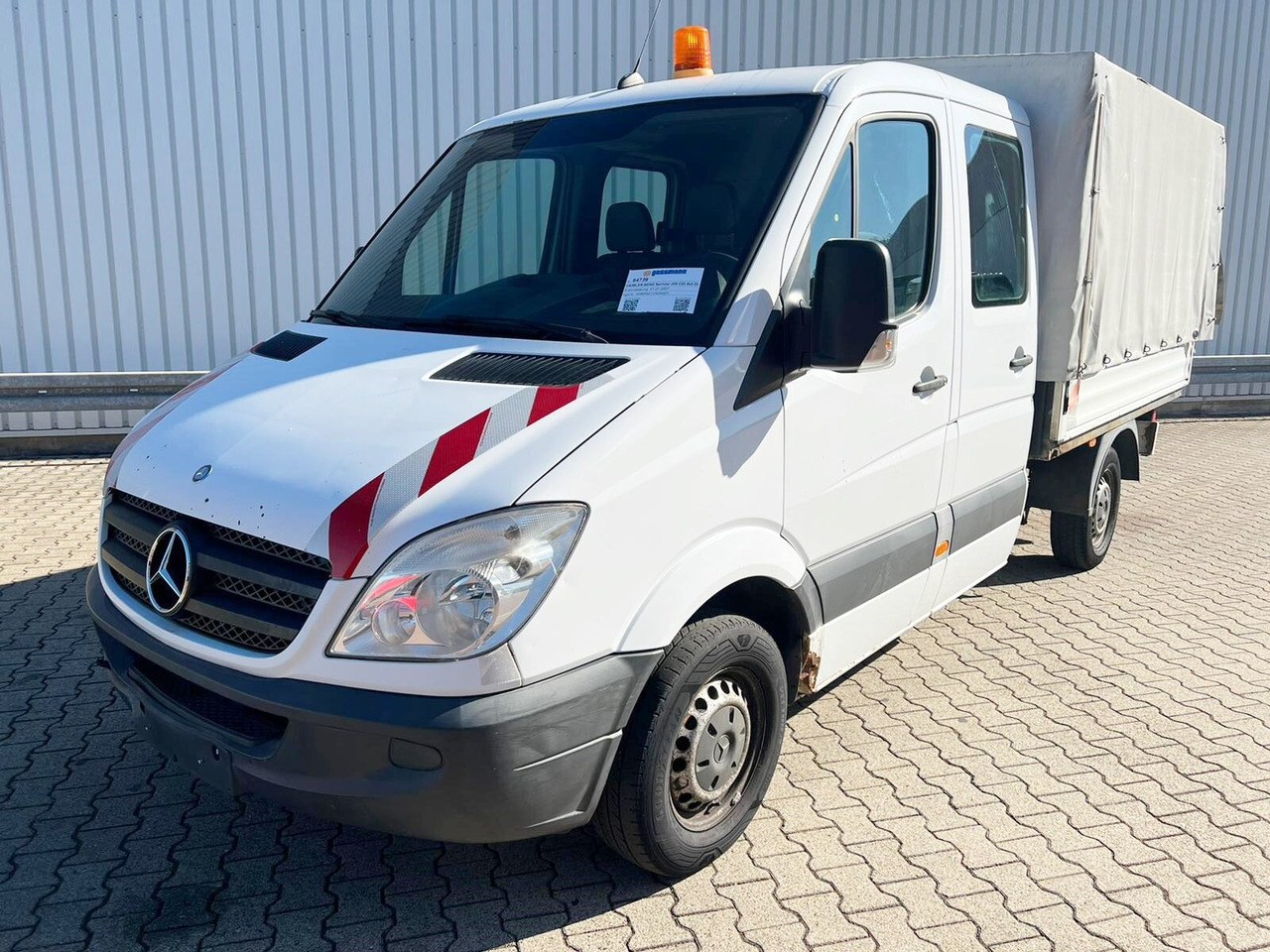 Mercedes-Benz Sprinter 209 CDI 4x2 Doka Sprinter 209 CDI 4x2 Doka - Dostavno vozilo sa ceradom, Dostavno vozilo sa duplom kabinom: slika 5 Mercedes-Benz Sprinter 209 CDI 4x2 Doka Sprinter 209 CDI 4x2 Doka - Dostavno vozilo sa ceradom, Dostavno vozilo sa duplom kabinom: slika 5