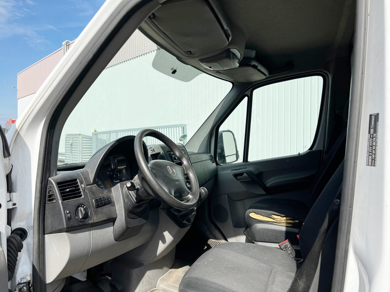 Mercedes-Benz Sprinter 314 CDI 4x2 Sprinter 314 CDI 4x2, 5x Vorhanden! - Dostavno vozilo sa zatvorenim sandukom: slika 2 Mercedes-Benz Sprinter 314 CDI 4x2 Sprinter 314 CDI 4x2, 5x Vorhanden! - Dostavno vozilo sa zatvorenim sandukom: slika 2