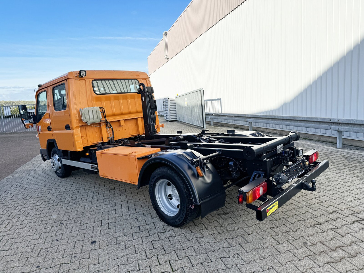 Kamion sa hidrauličnom kukom Mitsubishi Canter Fuso 6C15D 4x2 Doka Canter Fuso 6C15D 4x2 Doka, City-Abroller: slika 12