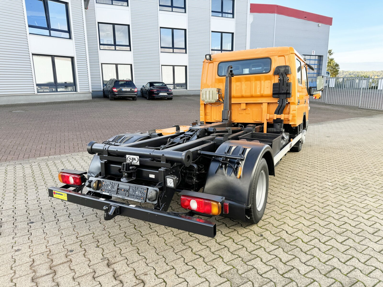 Kamion sa hidrauličnom kukom Mitsubishi Canter Fuso 6C15D 4x2 Doka Canter Fuso 6C15D 4x2 Doka, City-Abroller: slika 10