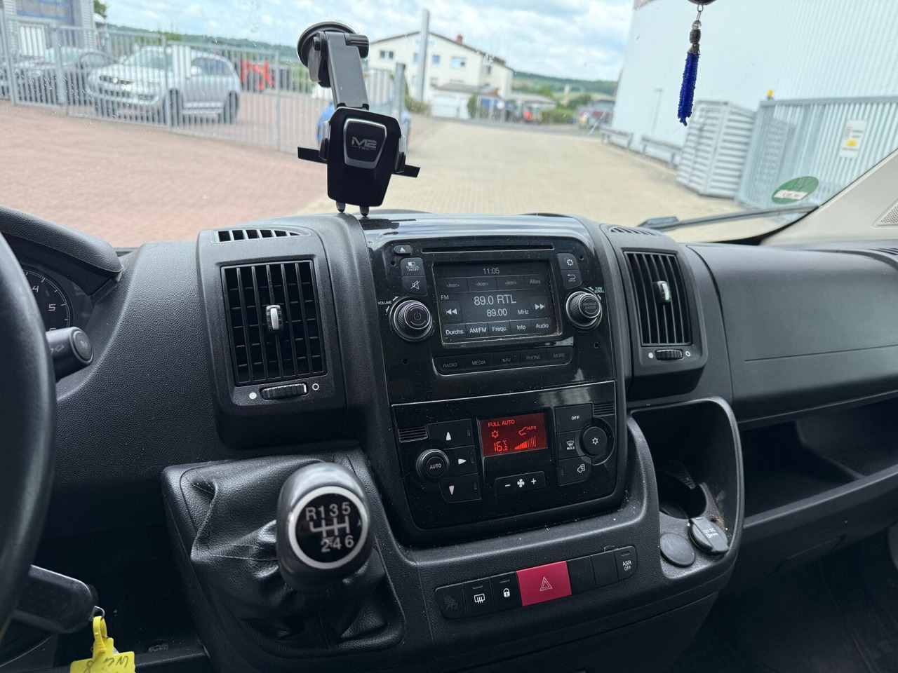 Peugeot Boxer 4x2 Doka Boxer 4x2 Doka - Dostavno vozilo sa otvorenom sandukom, Dostavno vozilo sa duplom kabinom: slika 3 Peugeot Boxer 4x2 Doka Boxer 4x2 Doka - Dostavno vozilo sa otvorenom sandukom, Dostavno vozilo sa duplom kabinom: slika 3