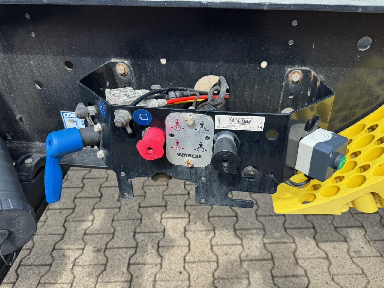 Kögel Port 45 Simplex Container-Chassis Port 45 Simplex, Container-Chassis, 20/2x20/30/40/45 Fuß, ausziehbar - Poluprikolica: slika 3 Kögel Port 45 Simplex Container-Chassis Port 45 Simplex, Container-Chassis, 20/2x20/30/40/45 Fuß, ausziehbar - Poluprikolica: slika 3