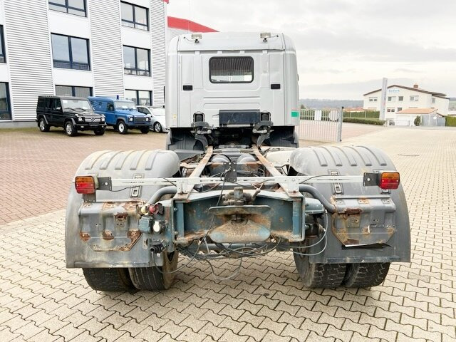 Kamion sa golom šasijom i zatvorenom kabinom Scania 124G 420 4x2 124G 420 4x2, Retarder: slika 11