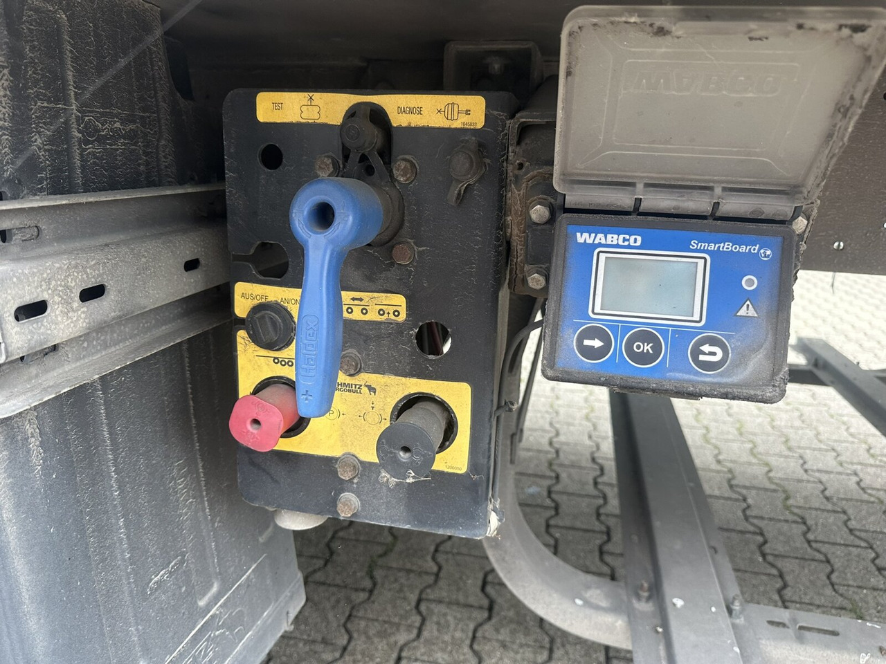 Schmitz Cargobull SKO 24/L-13.4 FP 25 SKO 24/L-13.4 FP 25 - Poluprikolica hladnjače: slika 4 Schmitz Cargobull SKO 24/L-13.4 FP 25 SKO 24/L-13.4 FP 25 - Poluprikolica hladnjače: slika 4