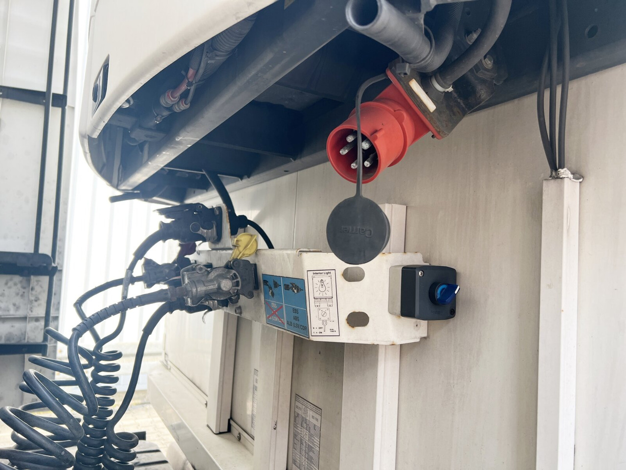 Schmitz Cargobull SKO 24/L-13.4 FP 45 SKO 24/L-13.4 FP 25 45 COOL, Mega, Doppelstock - Poluprikolica hladnjače: slika 2 Schmitz Cargobull SKO 24/L-13.4 FP 45 SKO 24/L-13.4 FP 25 45 COOL, Mega, Doppelstock - Poluprikolica hladnjače: slika 2