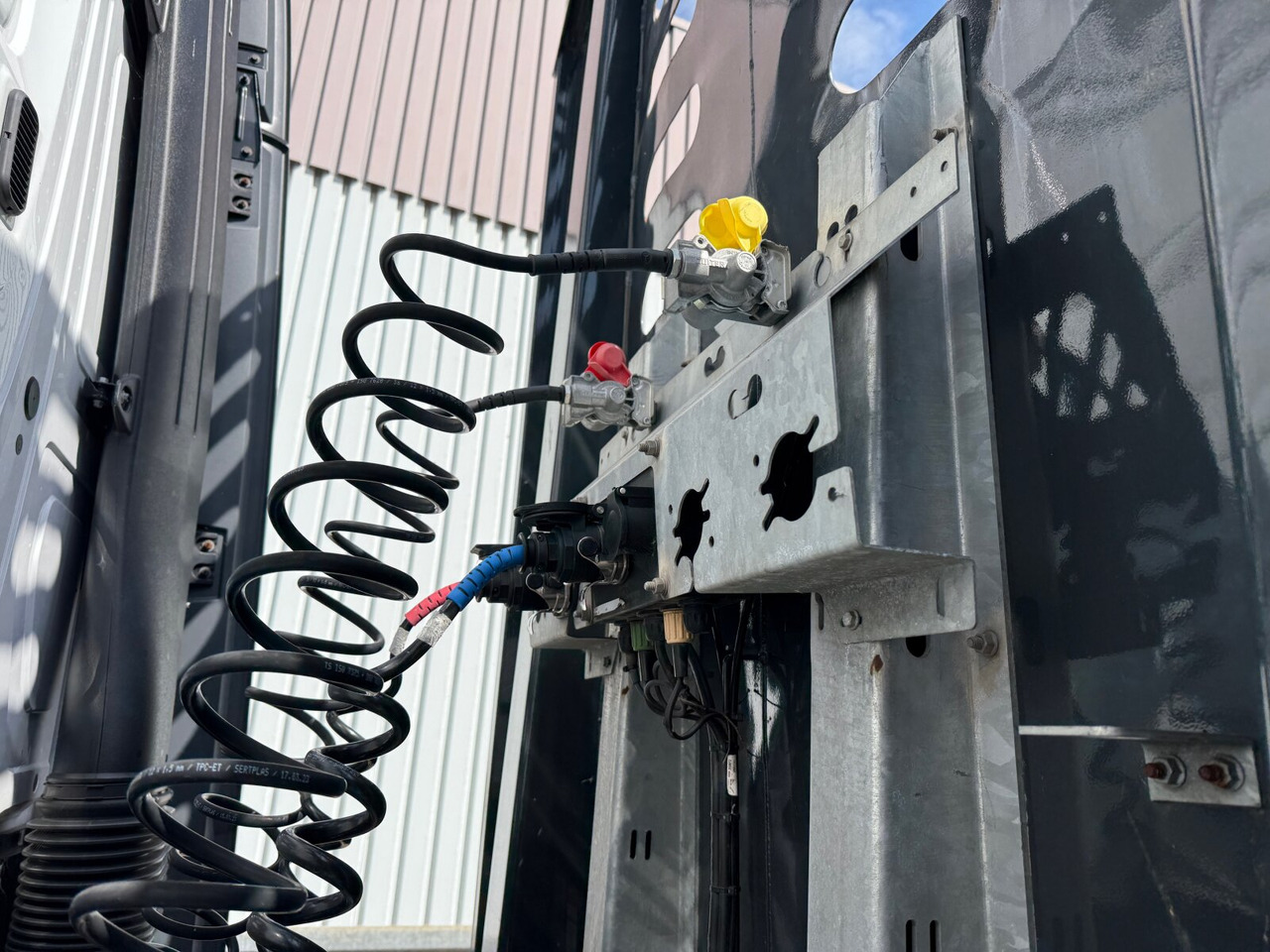 Schwarzmüller 3-Achs Holzauflieger 3-Achs Holzauflieger, Liftachse, MEHRFACH VORHANDEN! - Poluprikolica šticarka: slika 2 Schwarzmüller 3-Achs Holzauflieger 3-Achs Holzauflieger, Liftachse, MEHRFACH VORHANDEN! - Poluprikolica šticarka: slika 2
