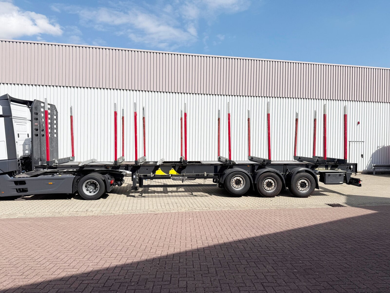 Schwarzmüller 3-Achs Holzauflieger 3-Achs Holzauflieger, Liftachse, MEHRFACH VORHANDEN! - Poluprikolica šticarka: slika 4 Schwarzmüller 3-Achs Holzauflieger 3-Achs Holzauflieger, Liftachse, MEHRFACH VORHANDEN! - Poluprikolica šticarka: slika 4