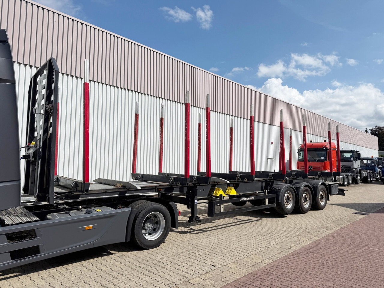 Schwarzmüller 3-Achs Holzauflieger 3-Achs Holzauflieger, Liftachse, MEHRFACH VORHANDEN! - Poluprikolica šticarka: slika 1 Schwarzmüller 3-Achs Holzauflieger 3-Achs Holzauflieger, Liftachse, MEHRFACH VORHANDEN! - Poluprikolica šticarka: slika 1