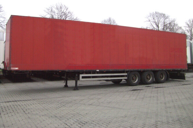 Sommer SG 240-ATX Sommer Kleiderkofferauflieger, 90 cbm - Poluprikolica sa zatvorenim sandukom: slika 1 Sommer SG 240-ATX Sommer Kleiderkofferauflieger, 90 cbm - Poluprikolica sa zatvorenim sandukom: slika 1