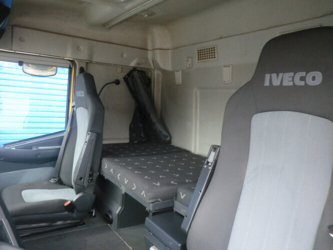 Stralis AS190S50 4x2 Stralis AS190S50 4x2, Carnehl Alu 3-S-Kipper - Istovarivač: slika 2 Stralis AS190S50 4x2 Stralis AS190S50 4x2, Carnehl Alu 3-S-Kipper - Istovarivač: slika 2