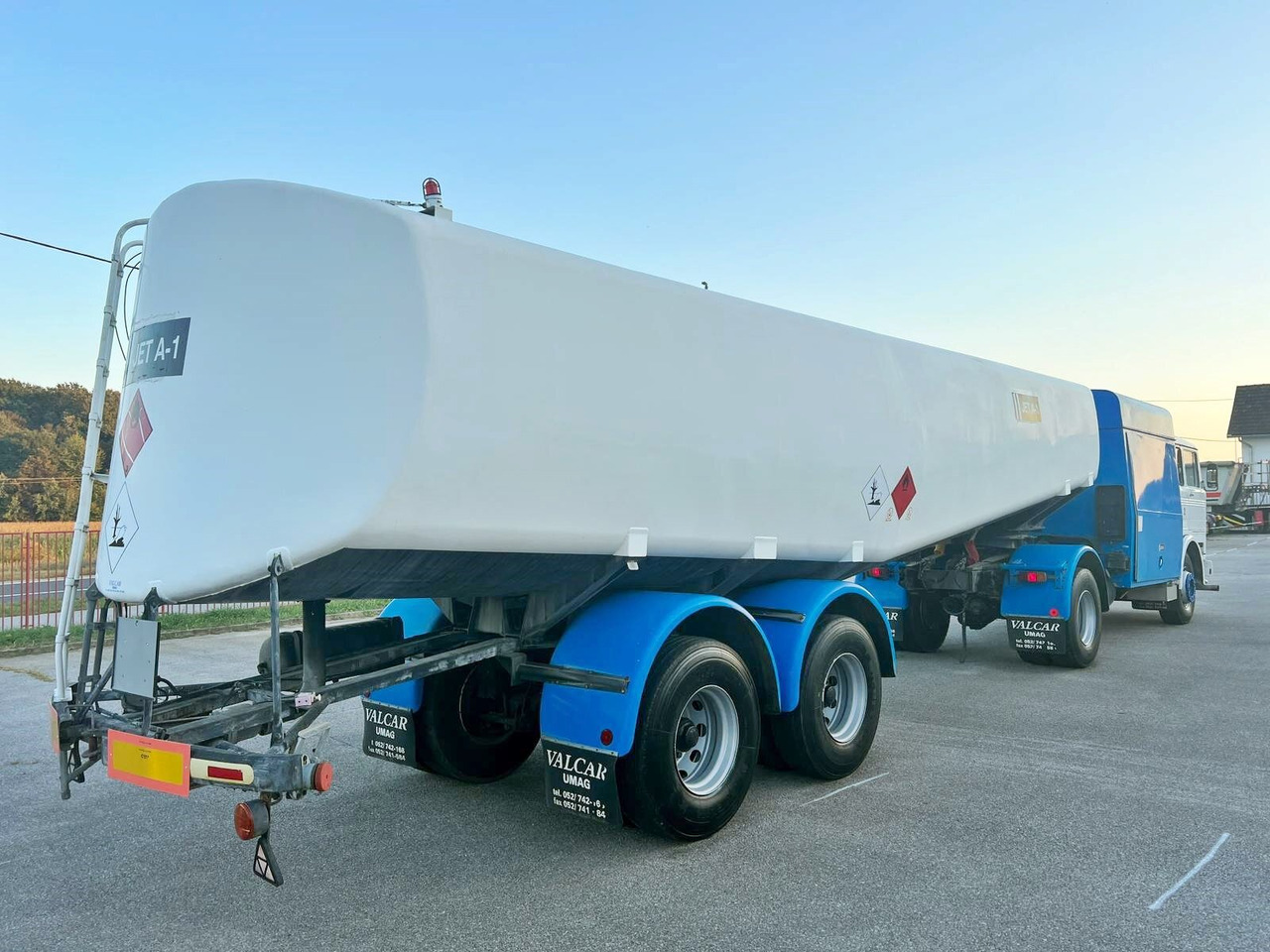 Tankauflieger ca. 40.000l STRUEVER Tankauflieger ca. 40.000l - Poluprikolica cisterna: slika 4 Tankauflieger ca. 40.000l STRUEVER Tankauflieger ca. 40.000l - Poluprikolica cisterna: slika 4
