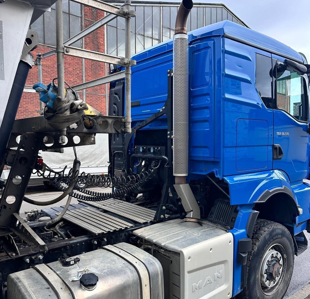 MAN TGS 18.510 4x4H BLS TGS 18.510 4x4H BLS, HydroDrive, PriTarder, Navi, Hydraulik - Tegljač: slika 4 MAN TGS 18.510 4x4H BLS TGS 18.510 4x4H BLS, HydroDrive, PriTarder, Navi, Hydraulik - Tegljač: slika 4