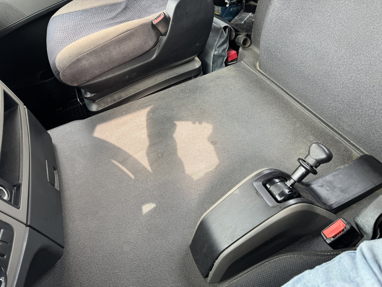 MAN TGS 26.500 6x4 BLS TGS 26.500 6x4 BLS, PriTarder, Navi, Hydraulik - Tegljač: slika 5 MAN TGS 26.500 6x4 BLS TGS 26.500 6x4 BLS, PriTarder, Navi, Hydraulik - Tegljač: slika 5