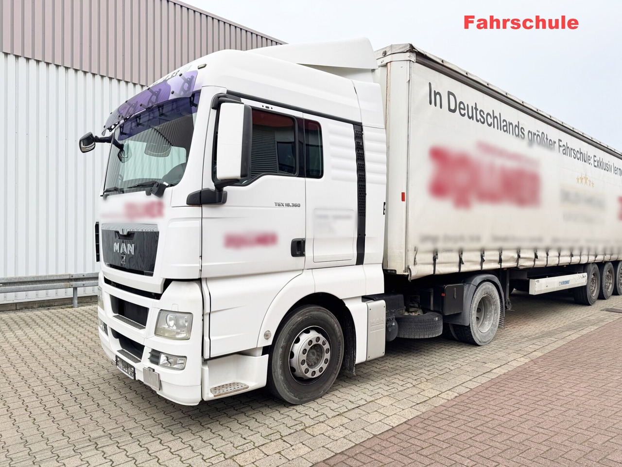 MAN TGX 18.360 4x2 BLS TGX 18.360 4x2 BLS, Fahrschulausstattung - Tegljač: slika 1 MAN TGX 18.360 4x2 BLS TGX 18.360 4x2 BLS, Fahrschulausstattung - Tegljač: slika 1