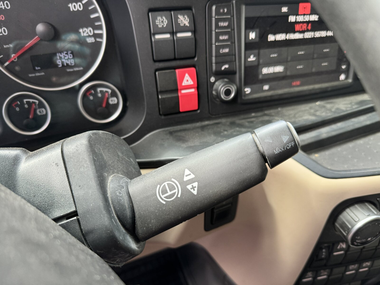 MAN TGX 18.500 4X4H BLS TGX 18.500 4X4H BLS, PriTarder, HydroDrive, Kipphydraulik - Tegljač: slika 4 MAN TGX 18.500 4X4H BLS TGX 18.500 4X4H BLS, PriTarder, HydroDrive, Kipphydraulik - Tegljač: slika 4