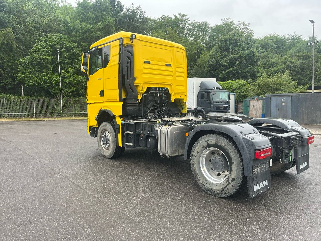 MAN TGX 18.510 4X4H BL SA TGX 18.510 4X4H BL SA, PriTarder, HydroDrive, Navi, LED, Kipphydraulik - Tegljač: slika 4 MAN TGX 18.510 4X4H BL SA TGX 18.510 4X4H BL SA, PriTarder, HydroDrive, Navi, LED, Kipphydraulik - Tegljač: slika 4
