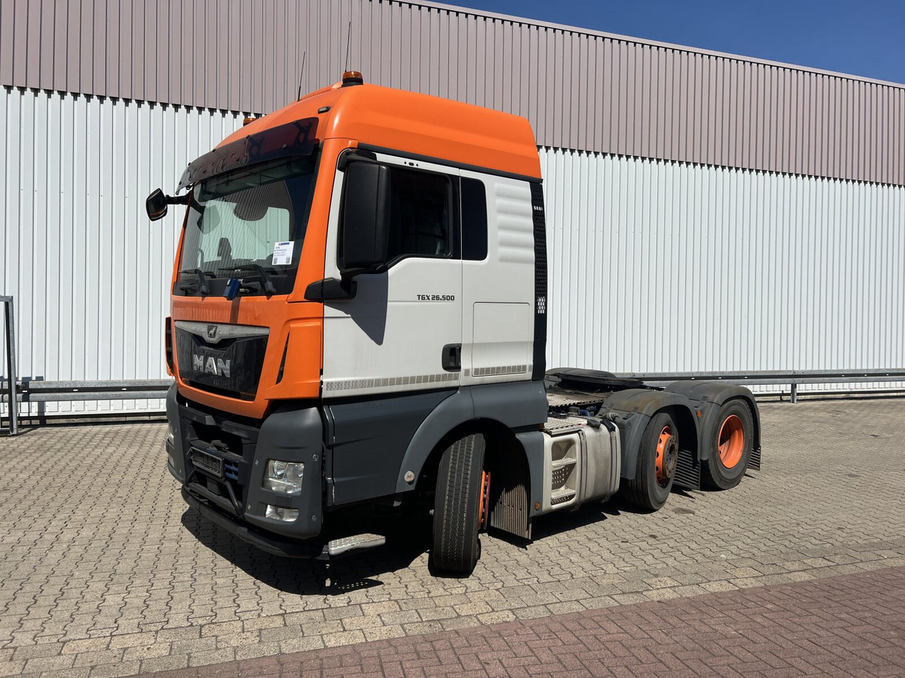MAN TGX 26.500 6X2/4 BLS TGX 26.500 6X2/4 BLS, Intarder, Vorlauflenk-/lift, XXL-Fahrerhaus, 70t - Tegljač: slika 1 MAN TGX 26.500 6X2/4 BLS TGX 26.500 6X2/4 BLS, Intarder, Vorlauflenk-/lift, XXL-Fahrerhaus, 70t - Tegljač: slika 1