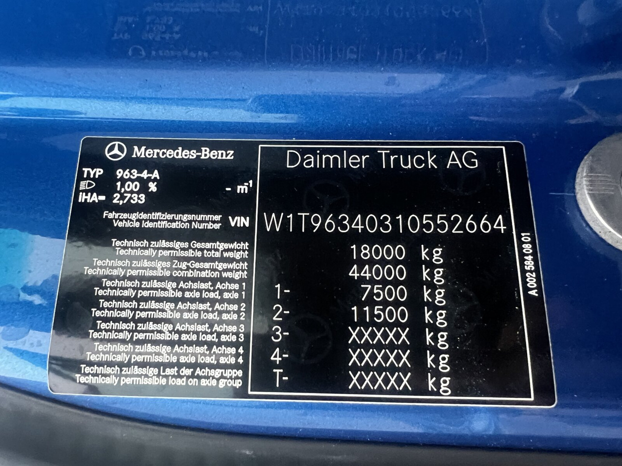 Mercedes-Benz Actros 1843 LS 4x4 HAD Actros 1843 LS 4x4 HAD, HydroDrive, MirrorCam, MultimediaCockpit - Tegljač: slika 4 Mercedes-Benz Actros 1843 LS 4x4 HAD Actros 1843 LS 4x4 HAD, HydroDrive, MirrorCam, MultimediaCockpit - Tegljač: slika 4