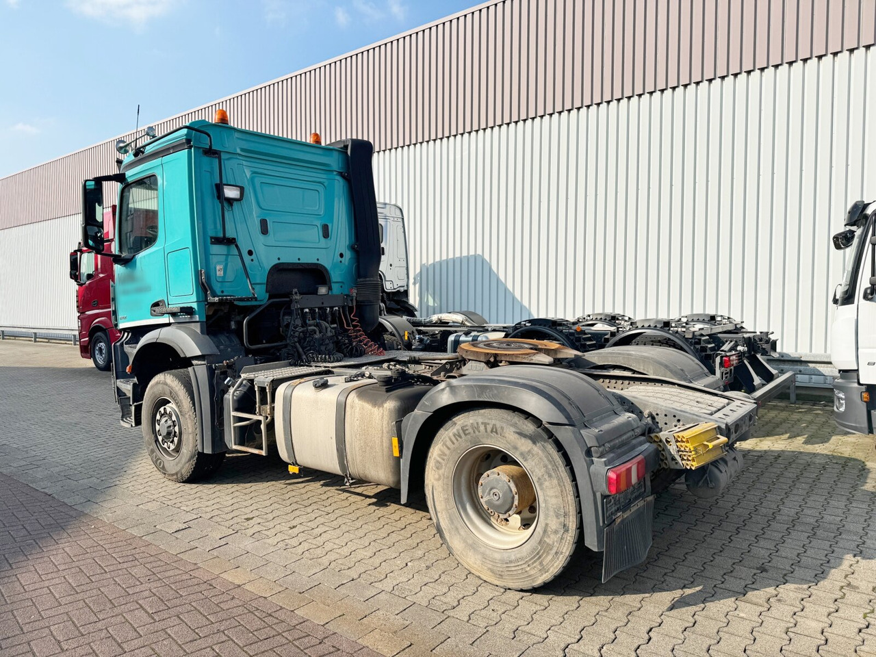 Mercedes-Benz Arocs 1842 LS 4x4 HAD Arocs 1842 LS 4x4 HAD, HydroDrive, Kipphydraulik - Tegljač: slika 5 Mercedes-Benz Arocs 1842 LS 4x4 HAD Arocs 1842 LS 4x4 HAD, HydroDrive, Kipphydraulik - Tegljač: slika 5