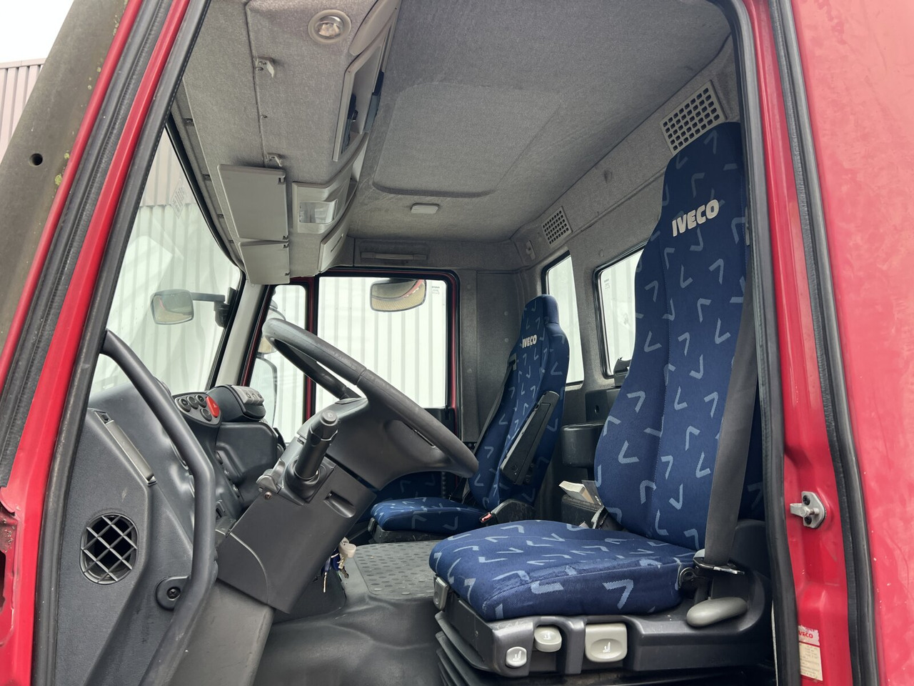 Stralis AD440S42T/P 4x2 Stralis AD440X42T/P 4x2, Ex- - Tegljač: slika 5 Stralis AD440S42T/P 4x2 Stralis AD440X42T/P 4x2, Ex- - Tegljač: slika 5